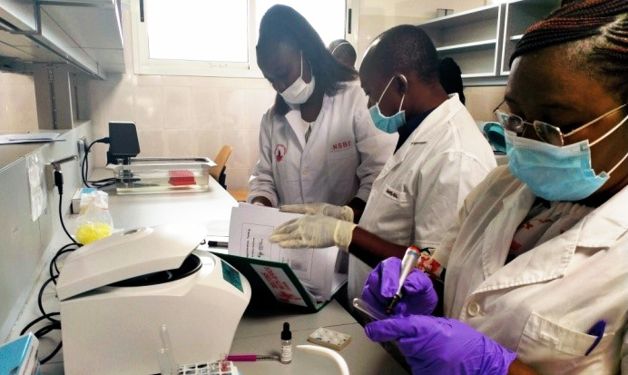 L’analisi di laboratorio una parte delicata del prendersi cura